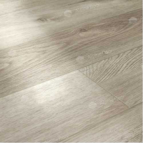 Фото Плитка SPC Alpine Floor Parquet Light Дуб Фантазия ECO 13-1, 43 класс (600х125х4.0 мм)