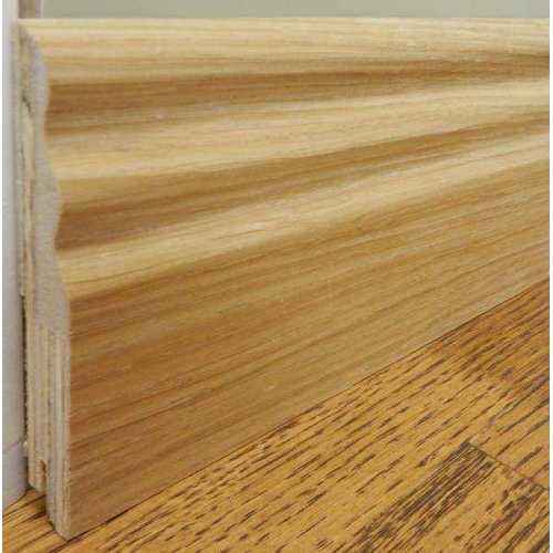 Фото Плинтус напольный шпонированный Finitura Дуб под лаком, 120*15 мм (фигурный)